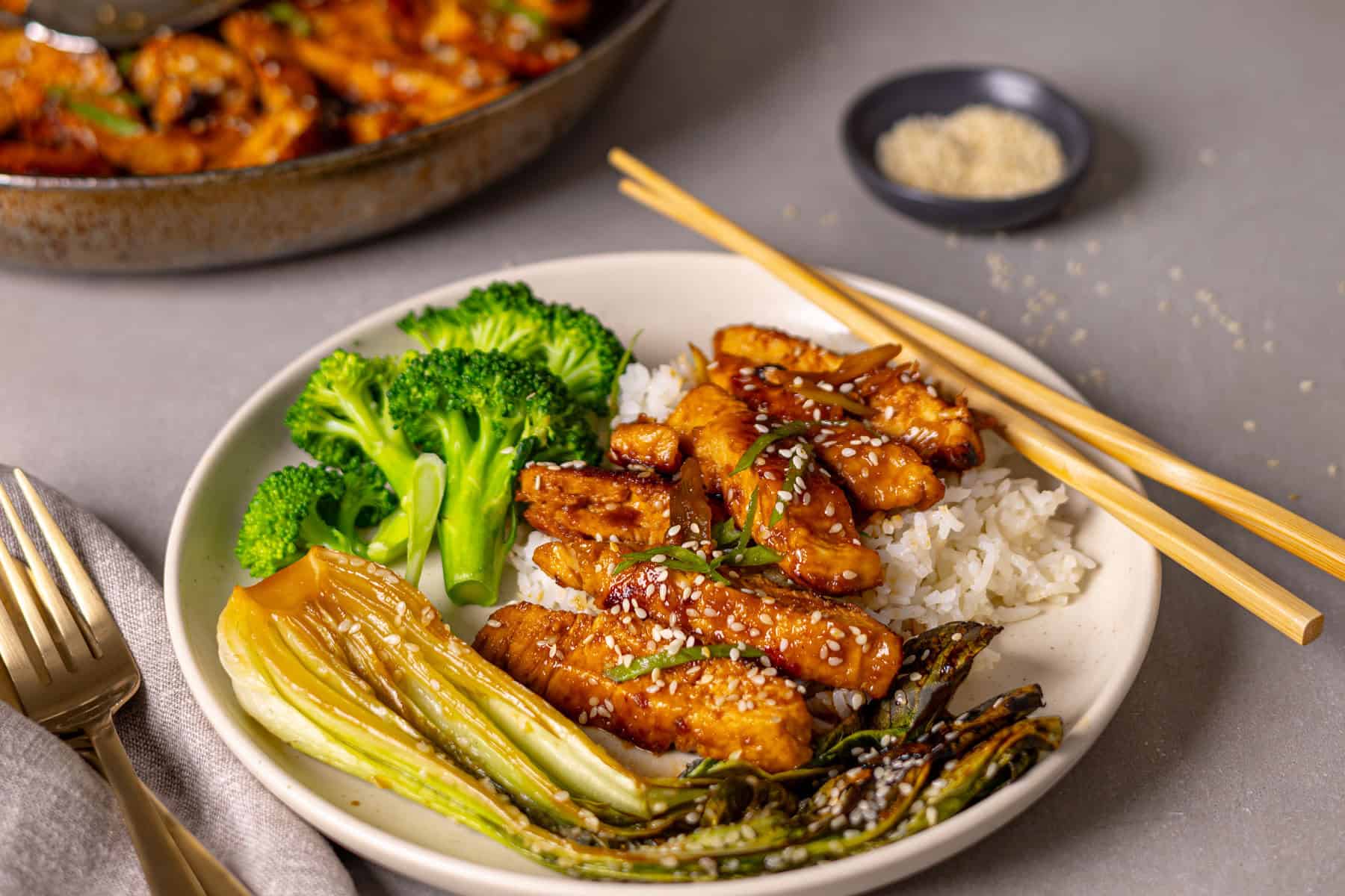 Irresistible Honey Ginger Chicken: The Family Favorite Dish