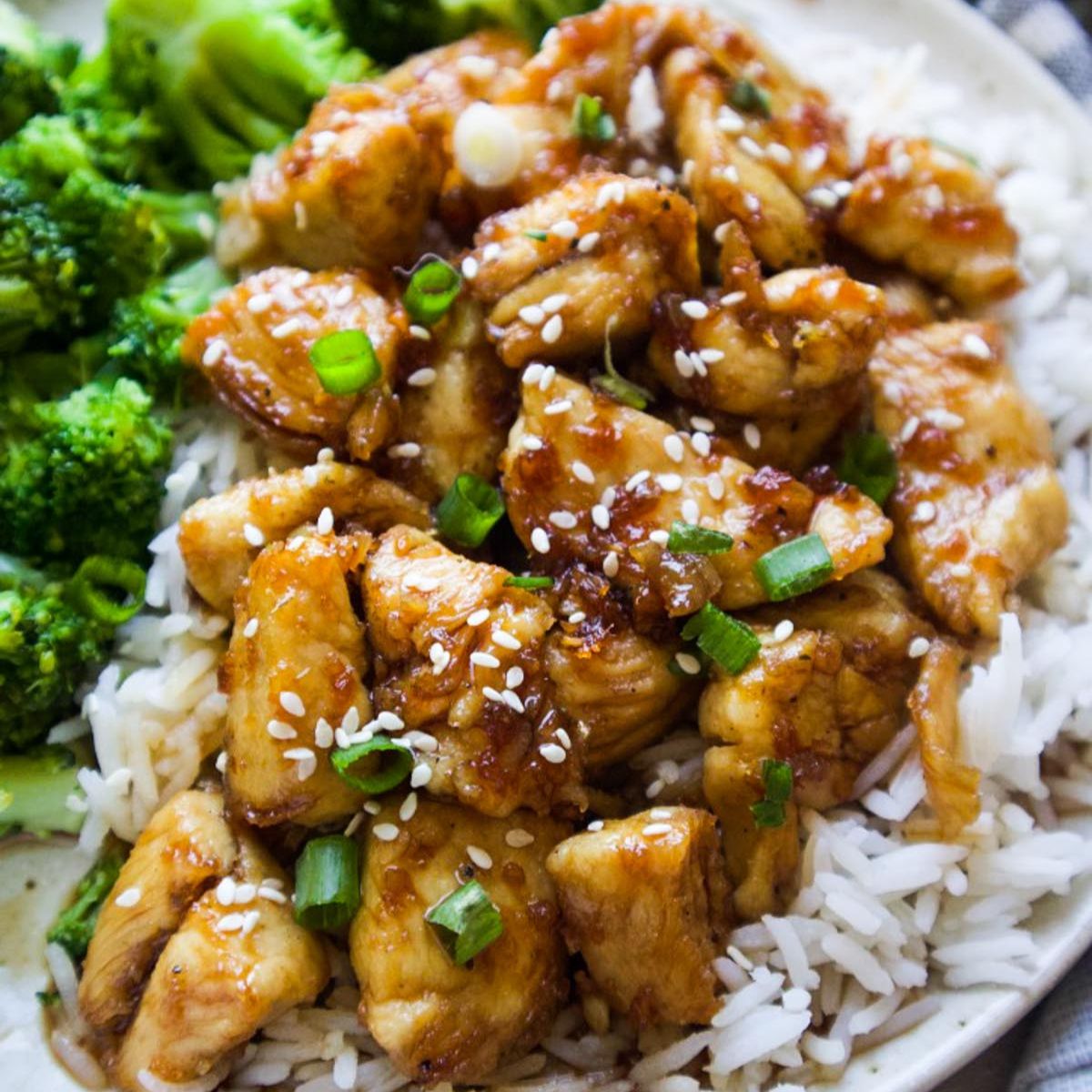 Minute Honey Ginger Chicken: Your Busy Weeknight Hero